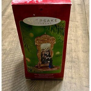 Hallmark Keepsake Ornament 2001  Harry Potter The Mirror Of Erise